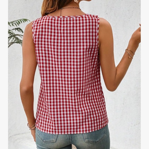 Red and White Gingham Sleeveless Top - Picture 4 of 4